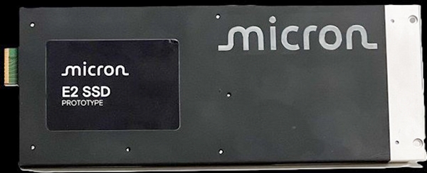 量可达1000TB!功耗高达80Wmg不朽情缘网站E2新接口SSD容(图1) 量可达1000TB!功耗高达80Wmg不朽情缘网站E2新接口SSD容(图1)